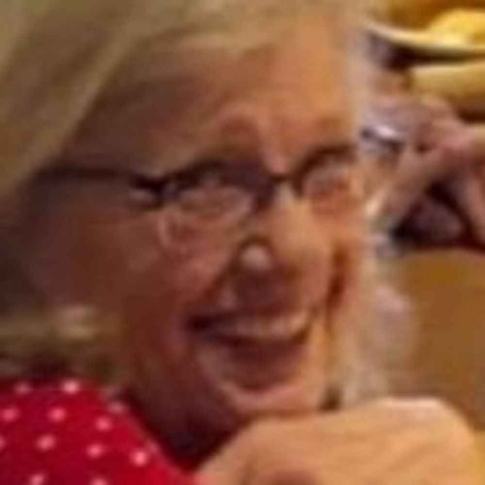 Meet your Posher, Debbie